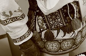 Archivo:Vestimenta de Nayarit, México