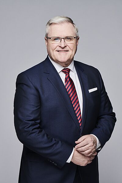 2018 Bob McKenzie Headshot