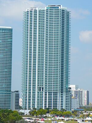 Archivo:900 Biscayne Bay