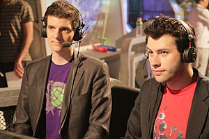 Archivo:Artosis and Tasteless at 2011 South Korean StarCraft tournament (6012884181)