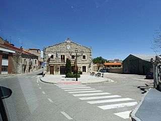 Ayuntamiento de Tubilla del Lago 03.jpg