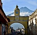 Brooding - Arco de Santa Catalina, Antigua Guatemala 2022