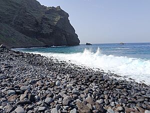 Archivo:Buenavista del Norte, playa del Fraile. Tenerife. Canarias. España