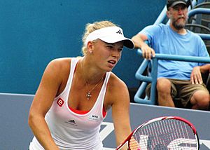 Archivo:Caroline Wozniacki New Haven Open Finals