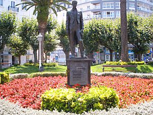 Archivo:Castro Urdiales - Monumento a Ataúlfo Argenta 1