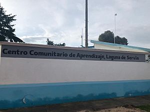 Archivo:Centro Comunitario de Aprendizaje (CCA) de la comunidad de Laguna de Servín