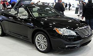 Archivo:Chrysler-200