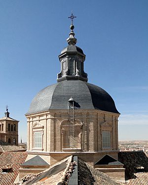 Archivo:Church of San Ildefonso, Toledo 01