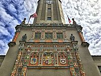 Archivo:Clock Tower University of Puerto Rico-San Marcos-Harvard