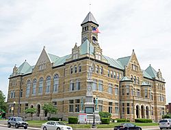 Coles County, IL, USA courthouse.JPG