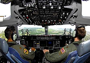 Archivo:Defense.gov photo essay 080517-F-9750V-018