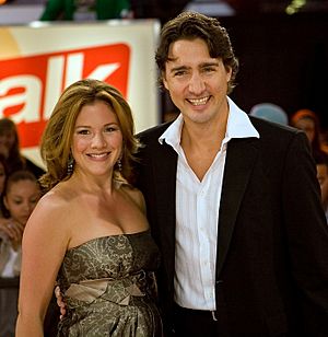 Archivo:ETalk2008-Justin Trudeau Sophie Gregoire