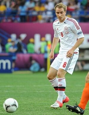 Archivo:Eriksen Euro 2012