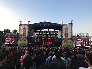 Archivo:Escenario Doritos Vive Latino 2017