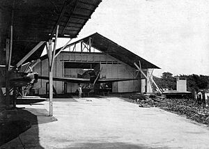 Archivo:Hangar SCADTA 1922 (51312094238)