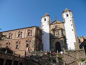 Archivo:Iglesia de San Francisco Javier en Cáceres
