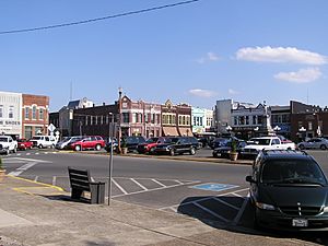 Archivo:Lebanon square