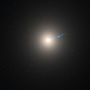 Archivo:Messier 87 Hubble WikiSky
