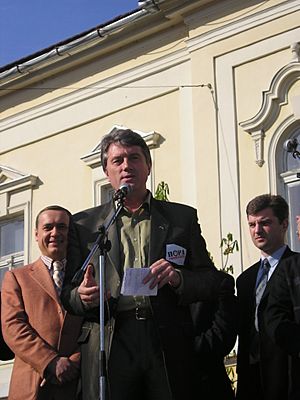 Archivo:Mukacheve 2004 Yushchenko