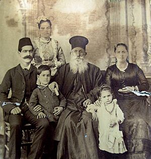 Archivo:Orthodox priest family
