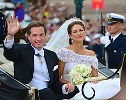Archivo:Prinsessan Madeleine & Christopher O’Neill efter bröllopet