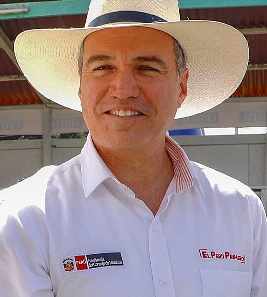 Salvador del Solar ministro