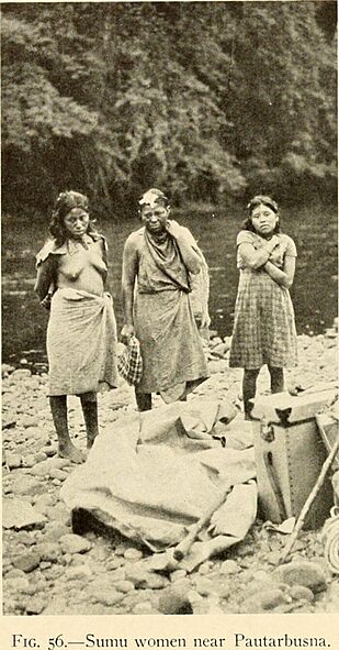 Sumu women.jpg