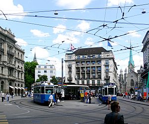 Archivo:Zürich Paradeplatz