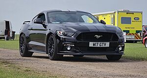 Archivo:2017 Ford Mustang GT Auto