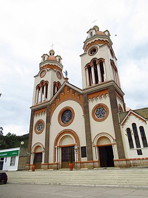 2019 Ubaque - Iglesia de Nuestra Señora de Belén.jpg