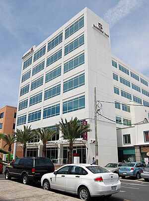 Archivo:Butterfield Bank in Georgetown, Grand Cayman