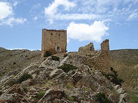 Castillo de Bueña 07.jpg