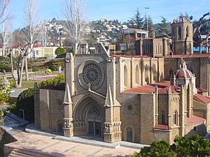 Archivo:Catalunya en Miniatura-Catedral de Tarragona 2