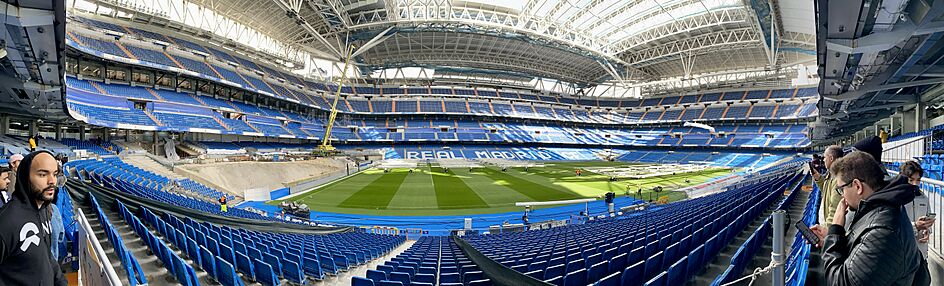 Archivo:Construção do Estádio Santiago Bernabéu em 2023