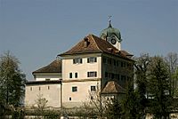 Archivo:Grueningen-Schloss