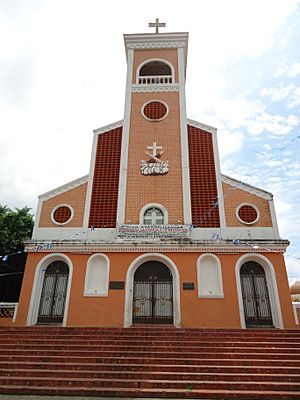 Archivo:Iglesia Parroqual San Juan Bautista