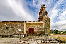 Iglesia parroquial de Nuestra Señora del Rosario portada