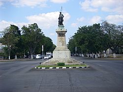 Archivo:Justo Sierra-Denkmal in Merida