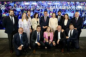 Archivo:Populares de Madrid - 52937706065