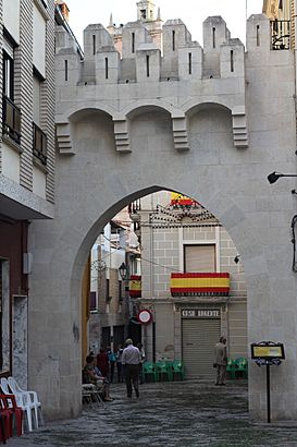 Puerta de la Muralla de Utiel.jpg
