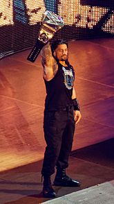 Archivo:Roman Reigns WWE Champion