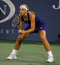 Archivo:Sabine Lisicki at the 2010 US Open 02