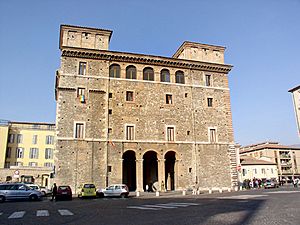 Archivo:Terni - Palazzo Spada