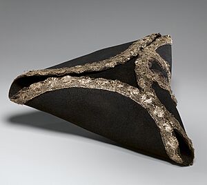 Archivo:Tricorne MET DP-642-001
