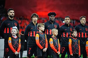 Archivo:ATL-Madrid-Lokomotiv001
