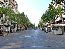 Bulevar del Gran Capitán (Córdoba, Spain).jpg
