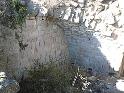 Archivo:Castell de Lluçà - volta