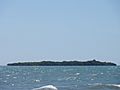 Isla del Frio, Ponce, Puerto Rico, tomada mirando hacia el sureste desde la costa del municipio de Juana Diaz (DSC05618)