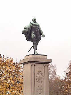 Archivo:Karl IX Staty Karlstad