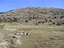 Archivo:Ladera sur del cerro Cañal